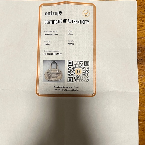 Vintage Loewe Nappa Leather Cream / Light Pink Mini Anagram Boston bag. - Picture 13 of 13